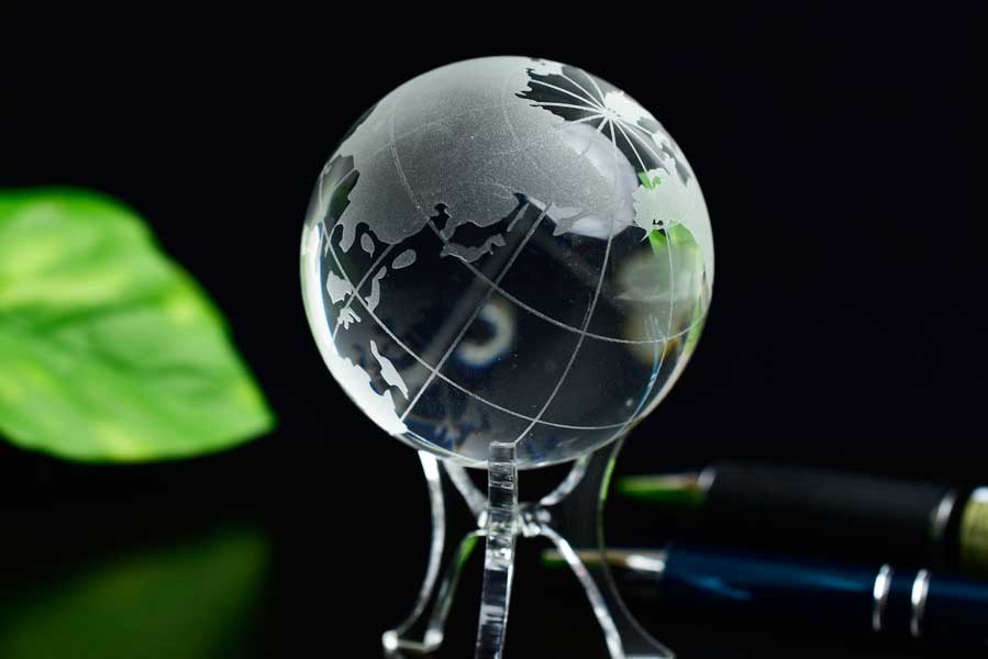 楽天市場】クリスタル 地球儀 丸玉 【約50mm珠】【台座付】クリスタル