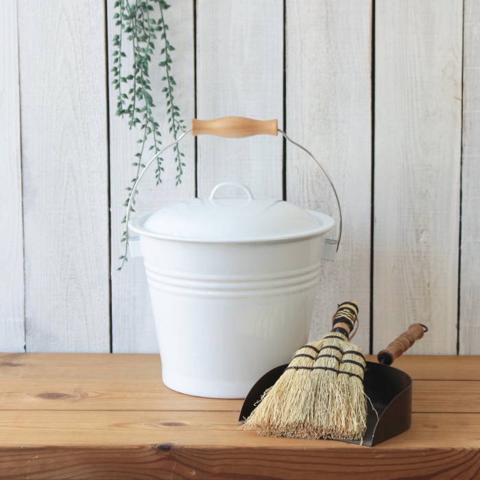 楽天市場】バケツ おしゃれ ホーロー 蓋つきバケツ 琺瑯 掃除用具