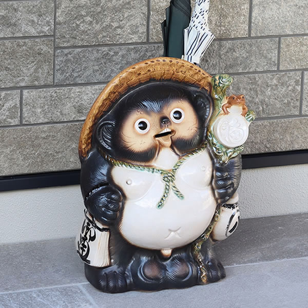 楽天市場】【38時間限定20%OFFクーポン配布中】傘立て 信楽焼 狸傘立て