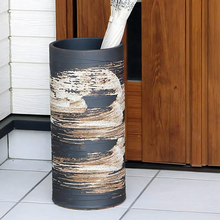 楽天市場】【傘立 陶器】刷毛目傘立 （信楽焼き・陶器・傘立て ・梅雨