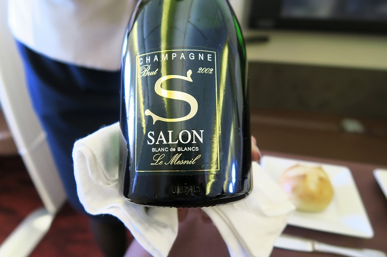 JALファーストクラス シャンパーニュ・サロン SALONが復活（2007年