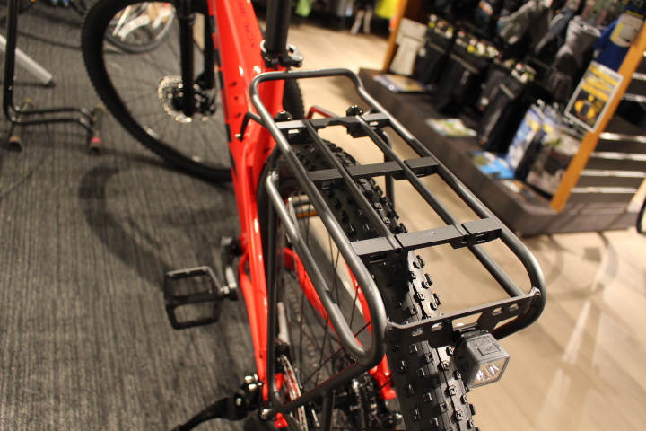 ボントレガー「 MIK Utility Trunk Bag（トランクバック）」簡単に