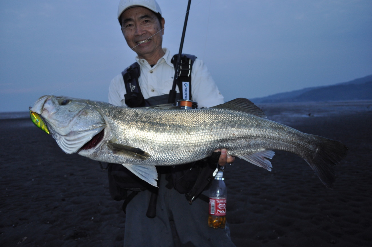 Permission 97SMH (SeaBass Spinning Model) | TRUTH JAPAN