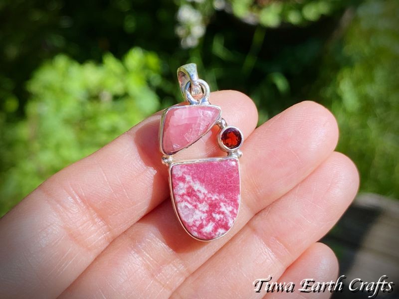 女性性と愛のシンボル】高品質ピンクチューライト＆インカローズ