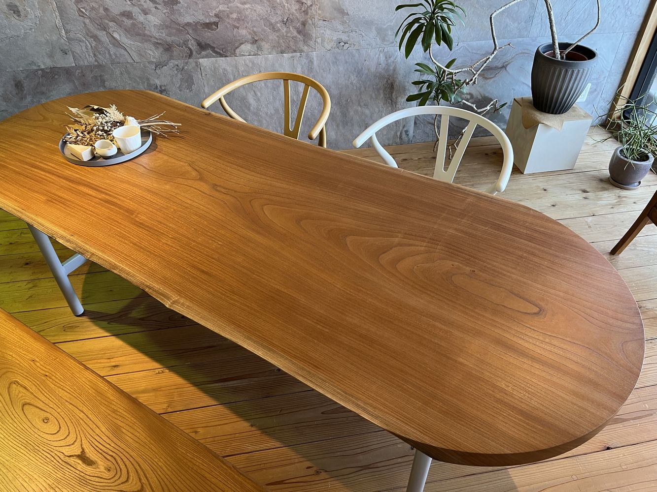 ケヤキ楕円テーブル | 無垢一枚板「栃」テーブル【上杉木材店】岐阜で