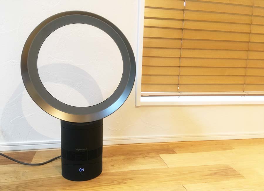 猫にも安全な扇風機！ダイソン「AM06テーブルファン」レビュー│海の