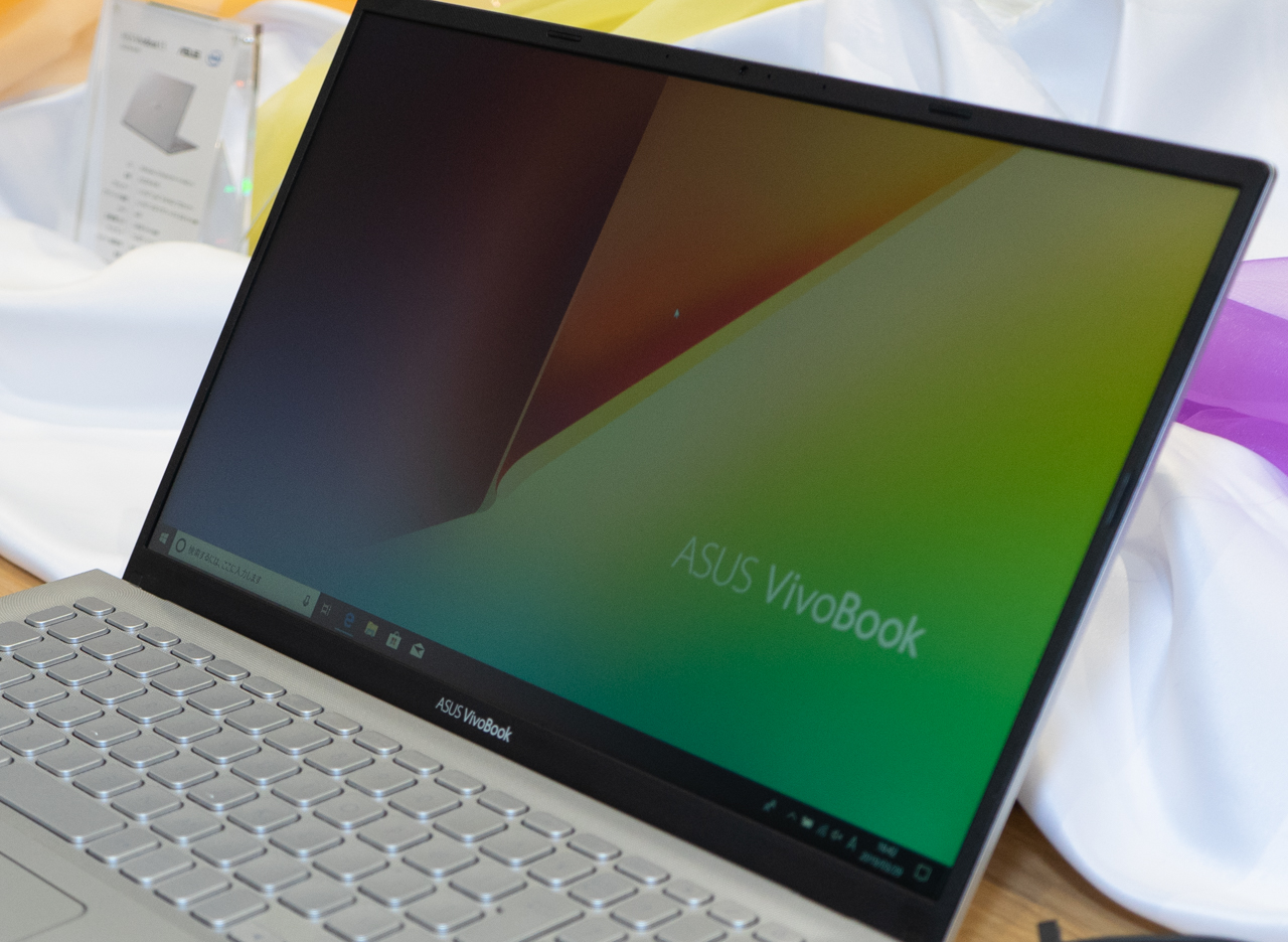 展示機レビュー】VivoBook 15 X512FA|オレンジカラーがおすすめの