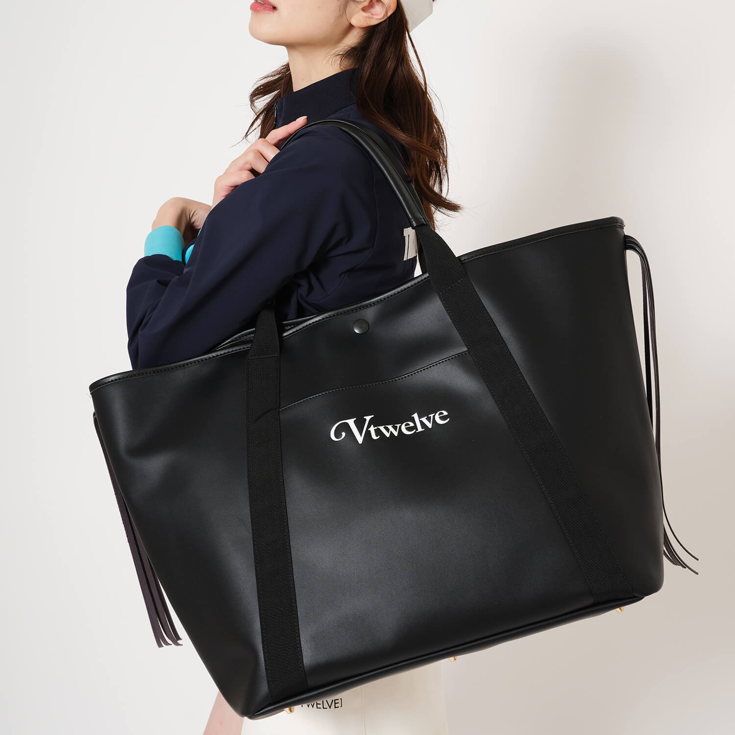 V12] ゴルフ バッグ AWA BIG TOTE | 【公式通販】