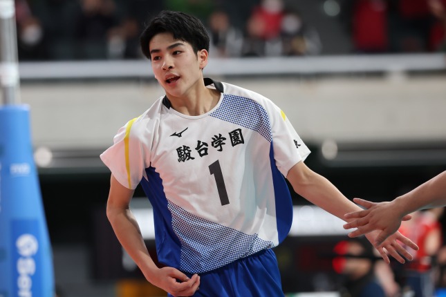 JVA 川野琢磨（駿台学園3年／東京GB強化育成選手）をイタリア・セリエA