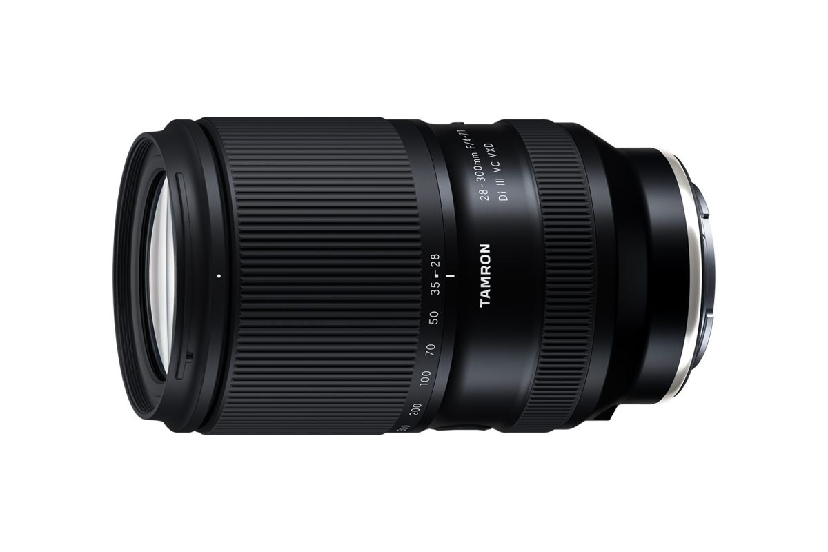 タムロン、 ソニーEマウント用10.7倍の高倍率ズームレンズ 「28-300mm