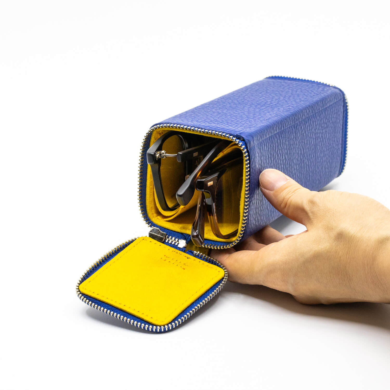 人気】おしゃれな革のメガネケース プレゼントにも最適な『DIFFUSER