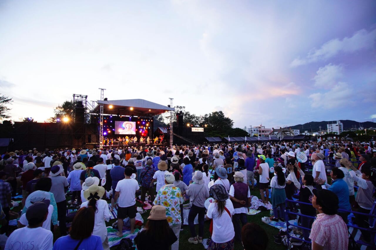 オフィシャルライブレポ】BEGIN、『沖縄からうた開き！うたの日