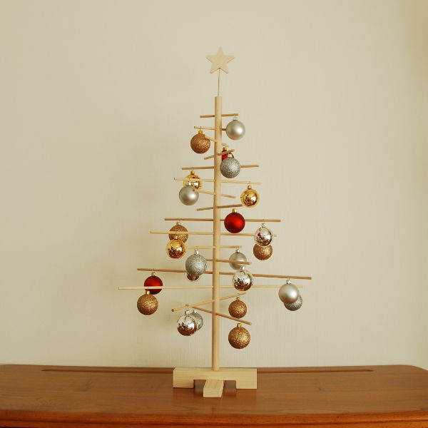 xmas3 】コンパクトに収納できるナチュラルな木製のシンプルツリー