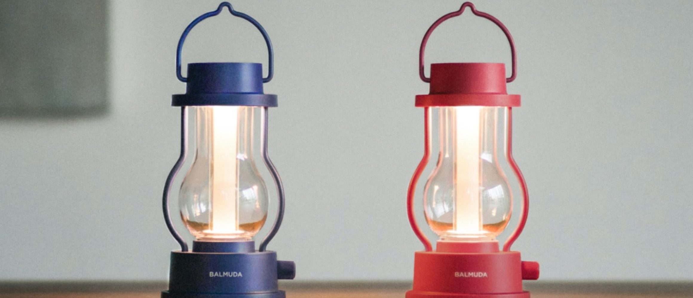 バルミューダの大人気LEDランタンに、レトロポップな新色が仲間入り