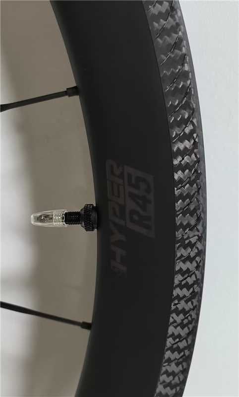 Lún HYPER SE R33 Black – WINSPACE JAPAN