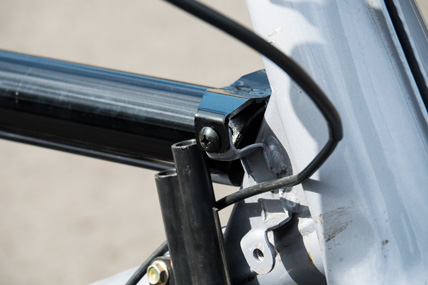 スーパーカブ用ポン付サブフレームキット - バイクパーツメーカー