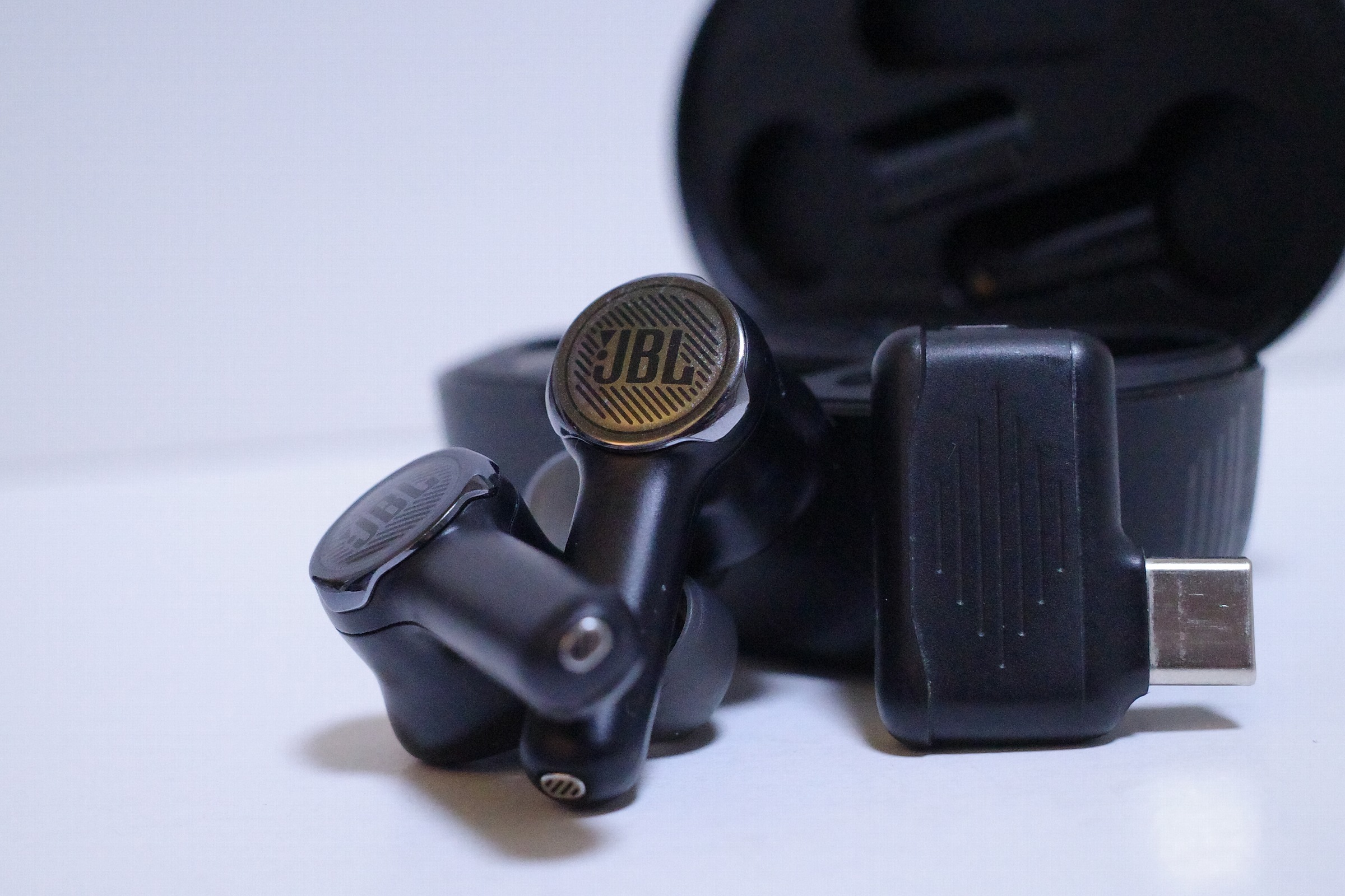 TWS】音ゲーも余裕。 超低遅延のワイヤレスイヤホン、JBL “Quantum TWS