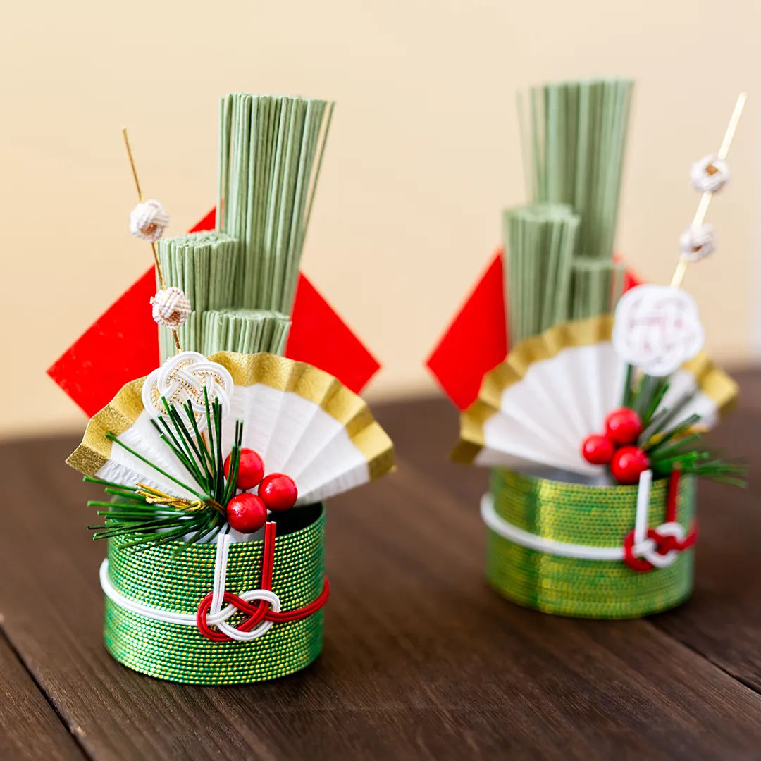 紙わら門松飾り のぼり梅 / お正月 / かまわぬ｜暦生活｜日本の季節を