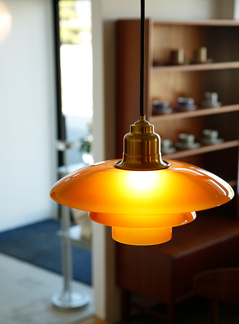限定生産】琥珀色のPHランプが登場です。「PH3½-3 Amber （アンバー