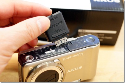 訂正あり＞新型サイバーショット「DSC-HX5V」＆「DSC-TX7」実機比較