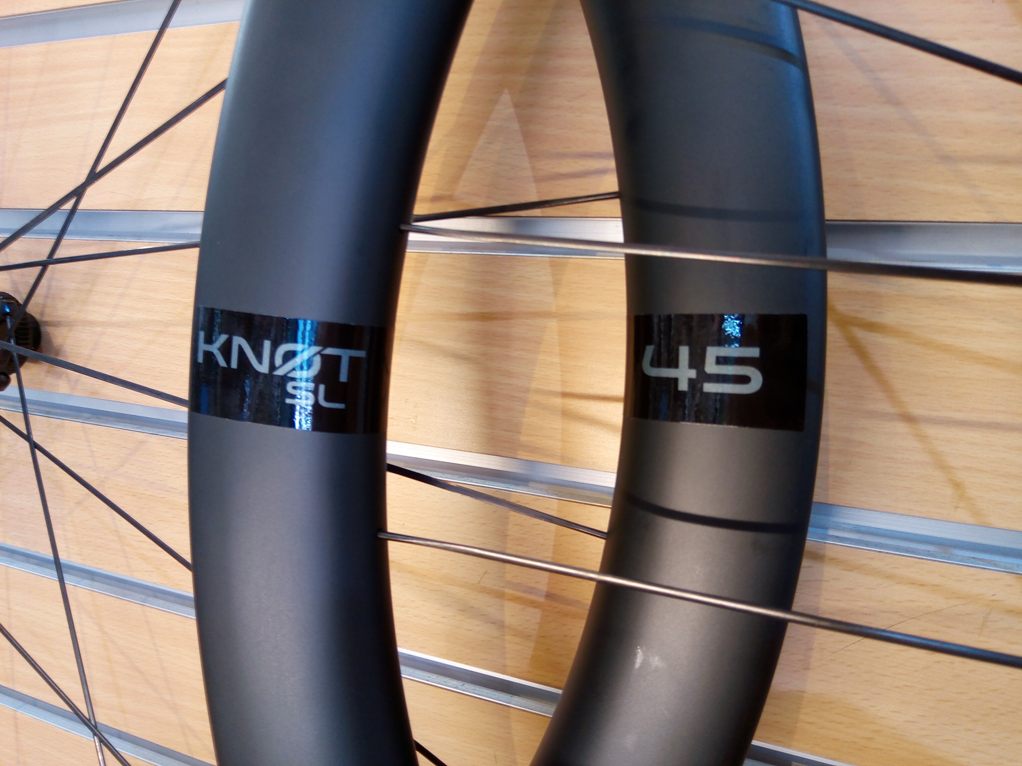 HOLLOWGRAM SL 45 KNOT CARBON WHEEL | キャノンデール横浜