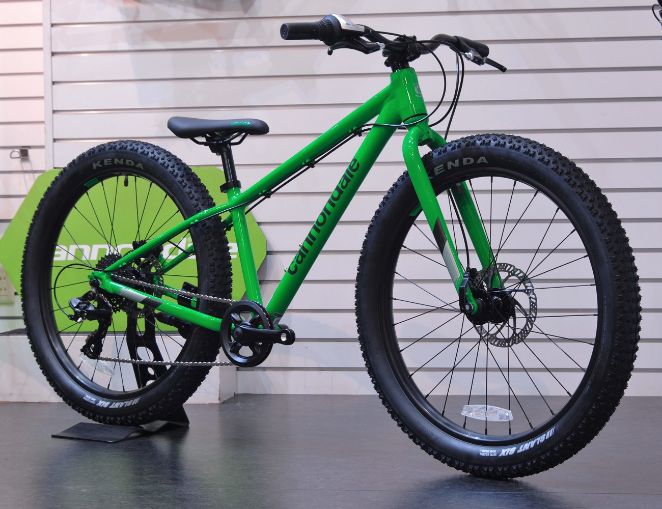 遊べるキッズバイクの2021年モデル入荷しました！ | キャノンデール横浜