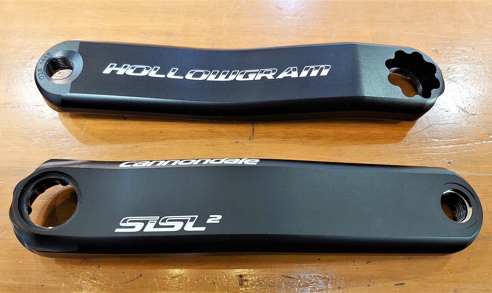 キャノンデール乗りなら外せない！ ─ HOLLOWGRAM SiSL2クランク