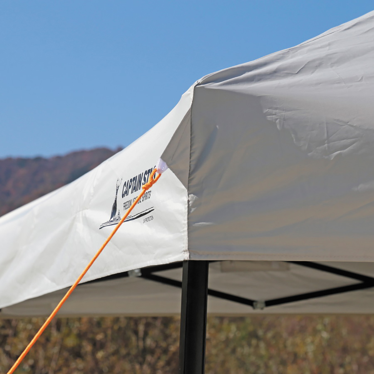 クイックシェード250UV-Sホワイト(キャスターバッグ付) - アウトドア