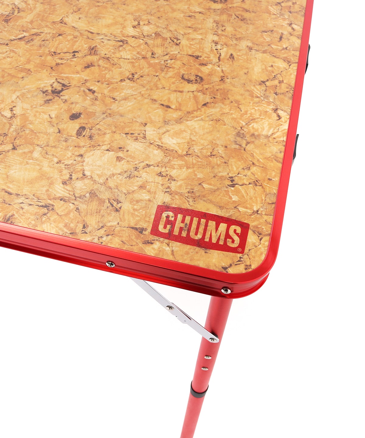 キャンプやおうちでも大活躍！チャムスの「テーブル」シリーズ