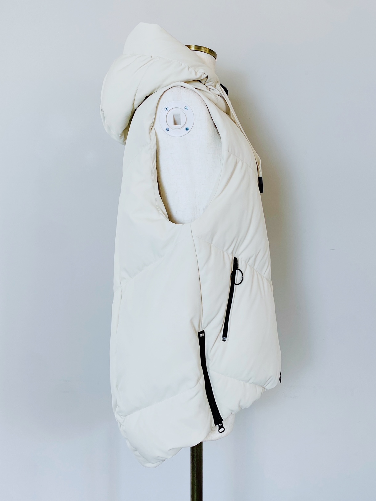 SELECT(セレクト) フード付きダウンベスト ｜Praise / trois / anana