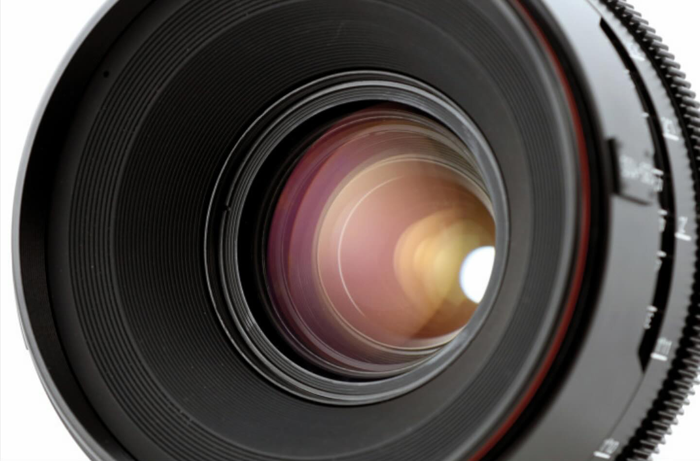 Ancient OpticsがCanon FD 35-105mm F3.5 マルチフォーマットズームを