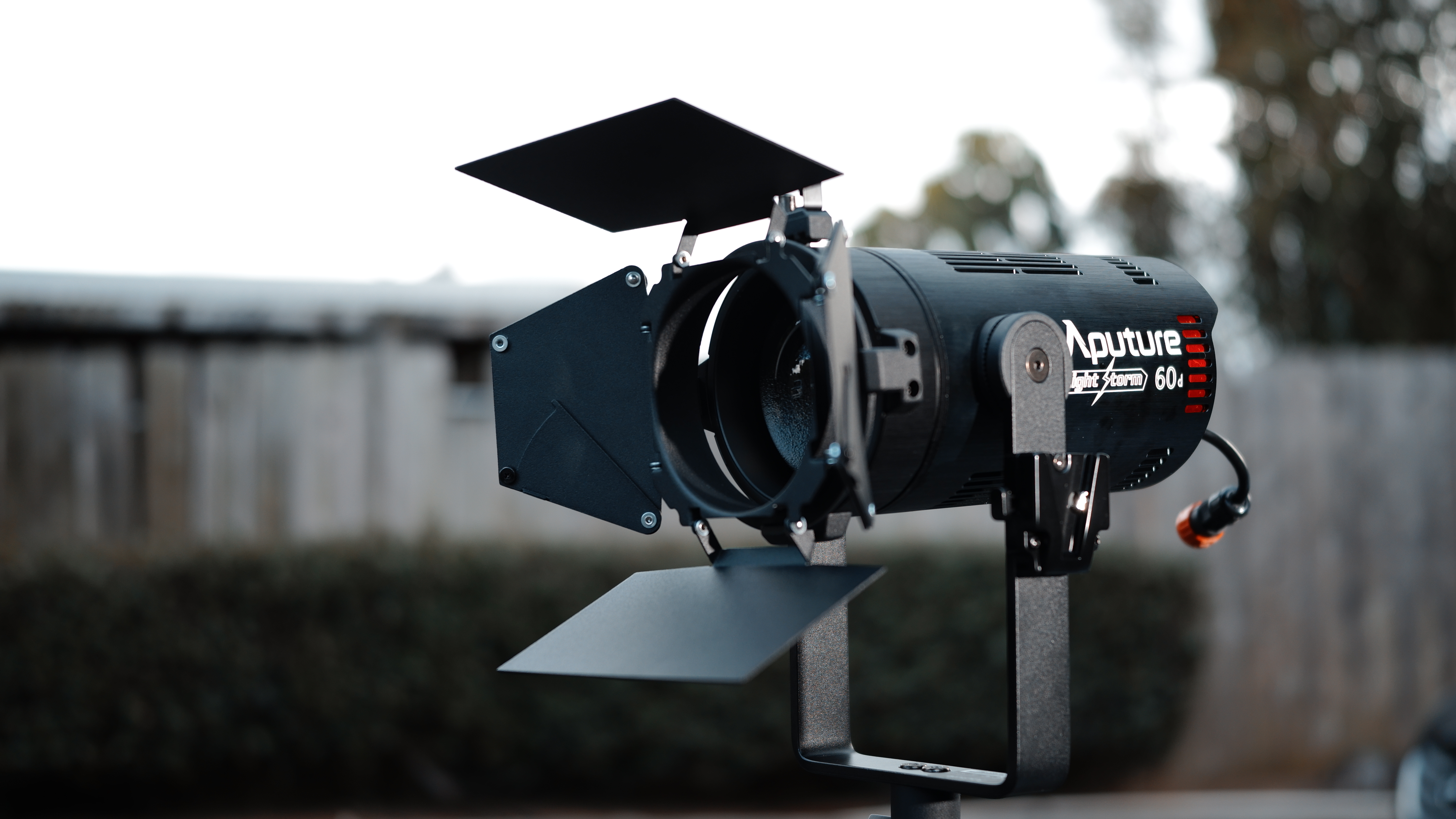 Aputure 60d/60x LEDライトレビュー | CineD