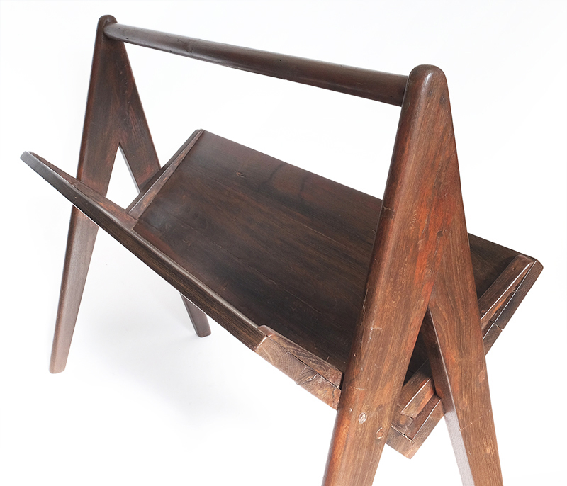 Pierre Jeanneret Magazine rack | SOUP clozzet