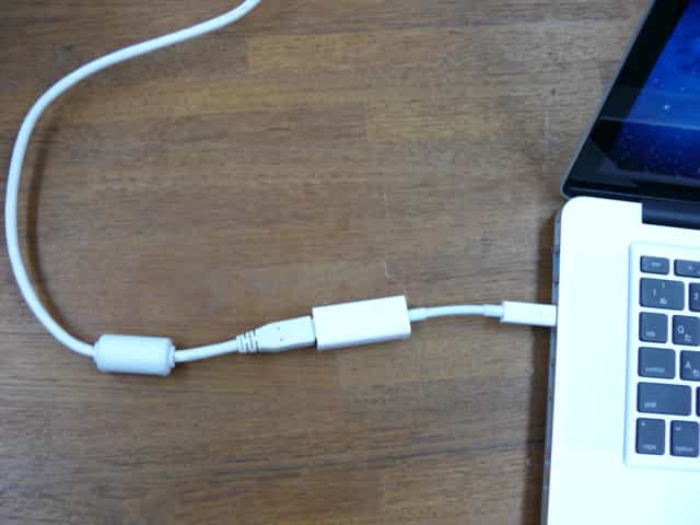 Apple Thunderbolt – FireWireアダプタを使ってみた！ – アキバの