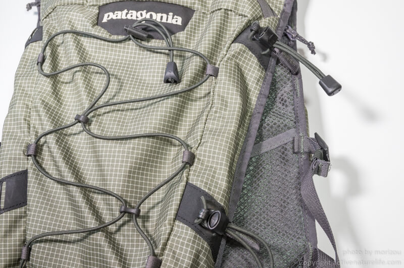 フィッシングベスト｜パタゴニアのハイブリッドパックベストは渓流釣り