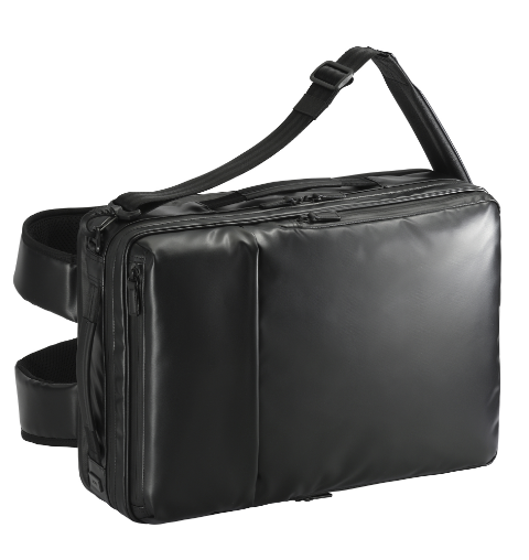 ガジェタブル WR2：耐水生地とコーティングファスナーを採用した