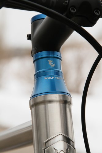 ウルフトゥース ヘッドセット上ワン｜Wolf Tooth｜Alternative Bicycles