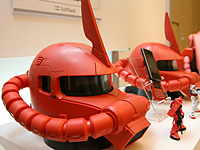 asahi.com：シャア専用携帯は10万円超 予約始まる - コミミ口コミ