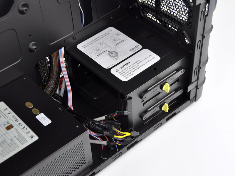 完全無音PCを実現できる！ microATXサイズの自作キット「Nofan A43