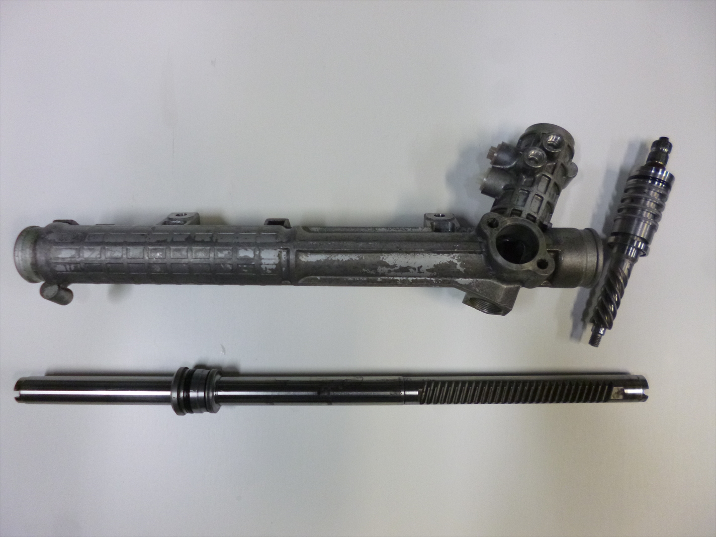 BMW・ALPINA修理の専門店 オートファイン：【E30 320i】ステアリング