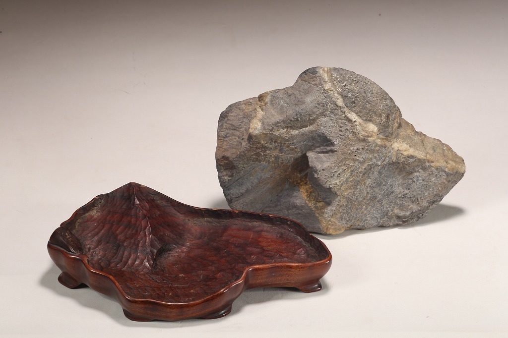 瀬田川石 銘「霊山瑞雲」 | 雨竹亭オンラインショップ