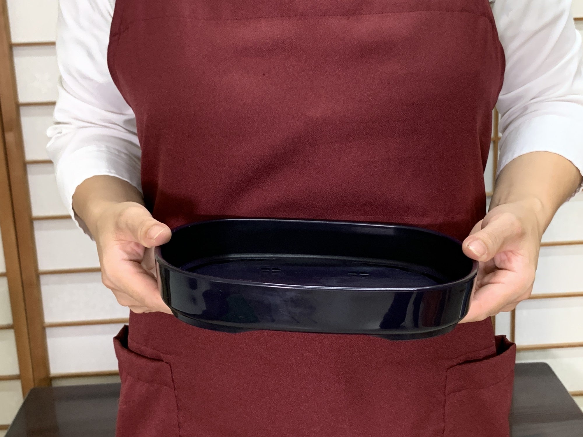 プラ鉢 7.5号 小判型浅鉢 紺 幅22cm×奥行16cm×高さ3.8cm の販売｜盆栽