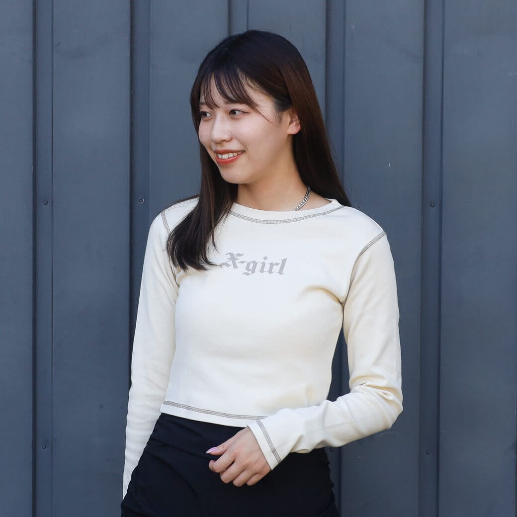 X-girl エックスガール OLD ENGLISH L/S BABY TEE｜BORN FREE ONLINE SHOP