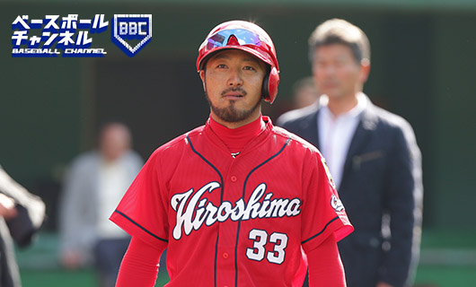 菊池涼介、カープ残留決定 FA市場の停滞で決断「また赤いユニフォーム