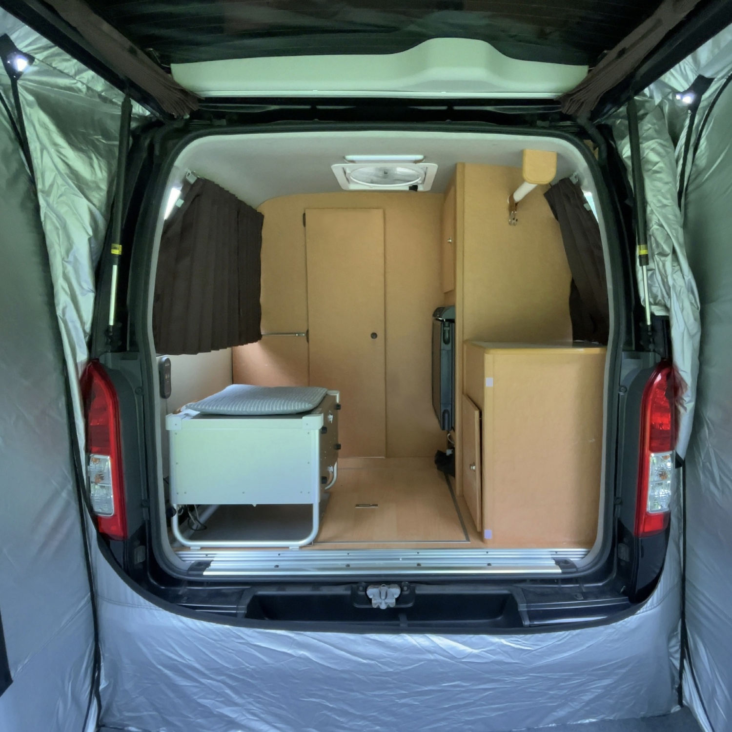 注目のカーテント「CARSULE（カースル）」レビュー！その魅力と苦戦