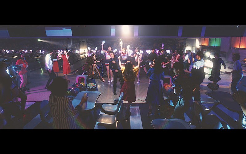 桑田佳祐 & The Pin Boys、新曲「悲しきプロボウラー」MVはお色気要素