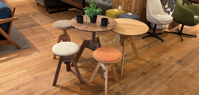 LUME- くるくる回るかわいいテーブルとスツール ｜Bridge Note[コラム