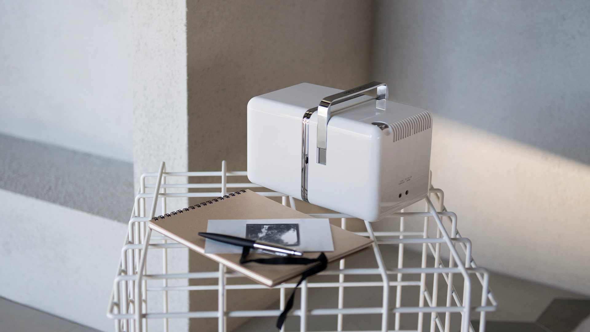 Radio.cubo 50° the Brionvega cult radio directly from the 60s