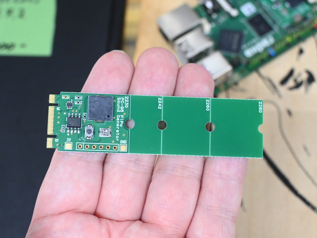 PC-98の起動音“ピポッ”を鳴らす「PC-98起動音ジェネレータ」のM.2版が