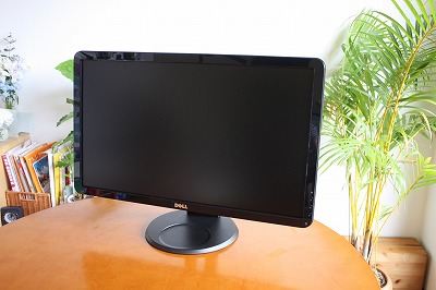 DELL 24インチ液晶モニタS2409Wレビュー/パソコン徹底比較購入ガイド